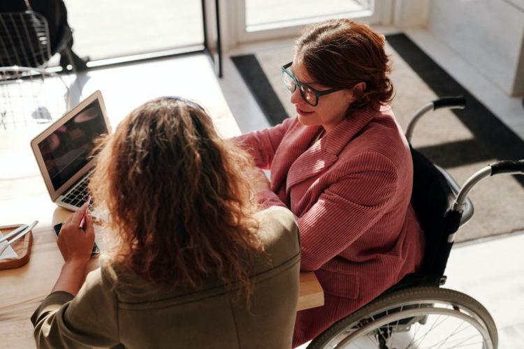 inserta-empleo-imparte-taller-empoderamiento-mujer-discapacidad