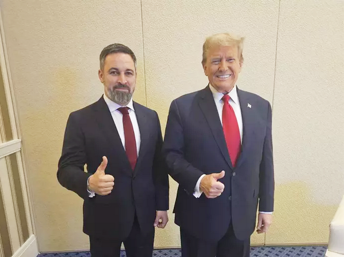 santiago-abascal-vox-donald-trump-investidura