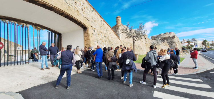 turistas-granada-visitan-ceuta-5