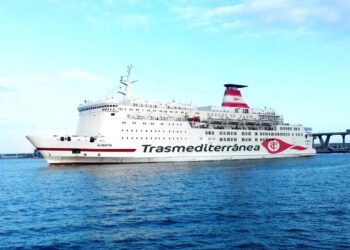 armas-transmediterranea-lanza-descuento-20-viajar-argelia-1