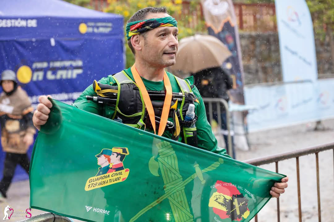 banderin-no-olvidar-victimas-terrorismo-guardia-civil-cuna-legion-2