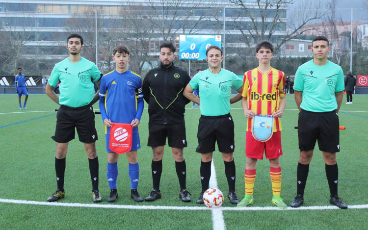 dos-arbitros-ceuties-presentes-cesa