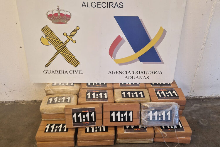 guardia-civil-decomisa-kilos-cocaina-puerto-algeciras
