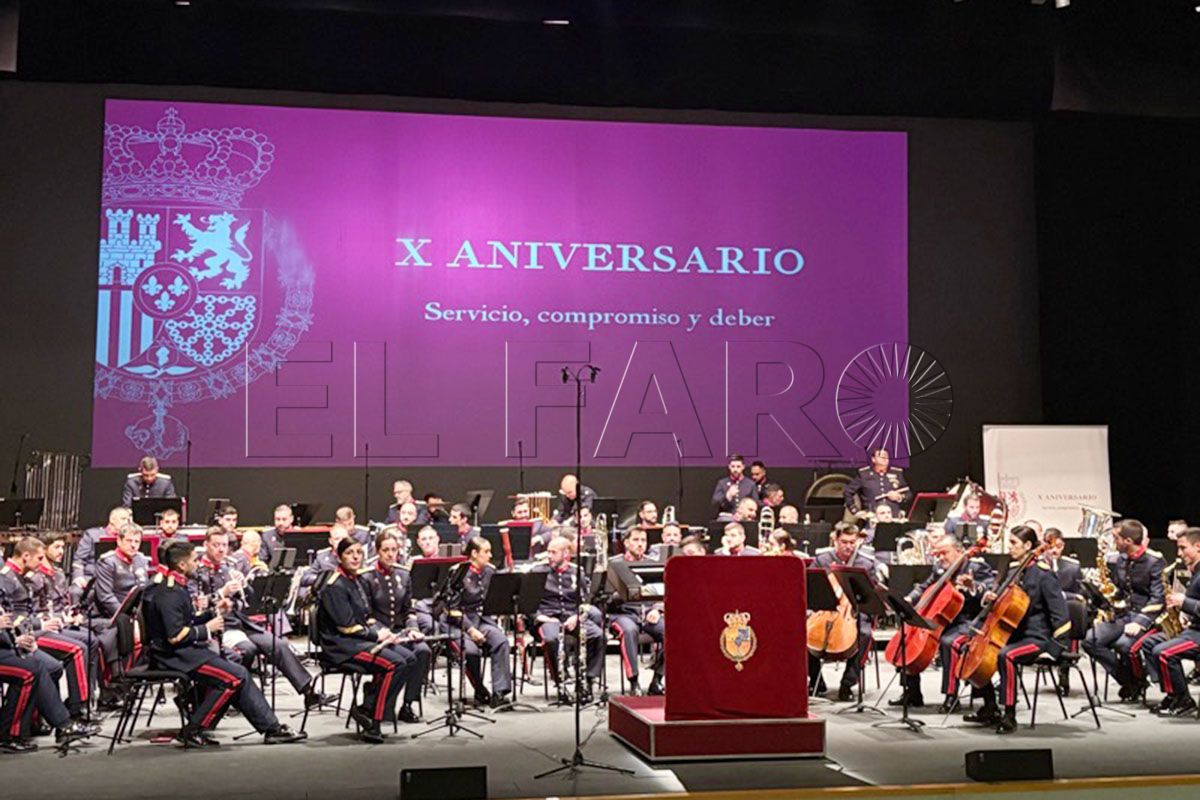 guardia-real-conmemora-reinado-felipe-vi-015-portada