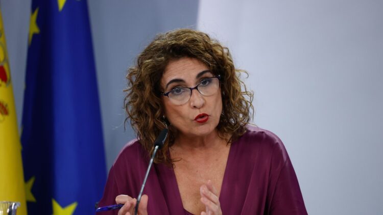 maria-jesus-montero-irpf-smi