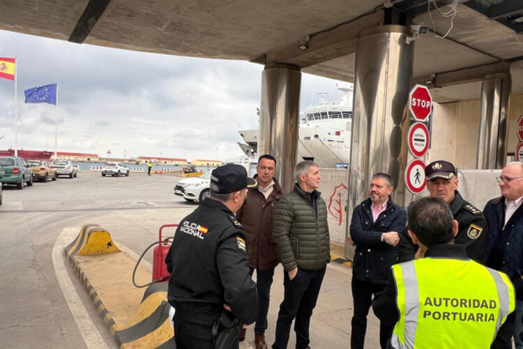policia-visita-zona-seguridad-estacion-maritima