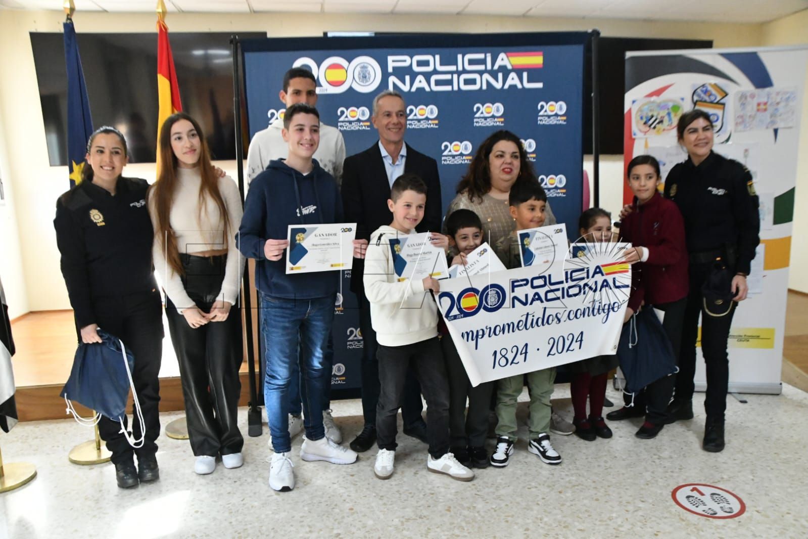 premios-alumnos-colegios-institutos-conocer-labor-policia-nacional-29