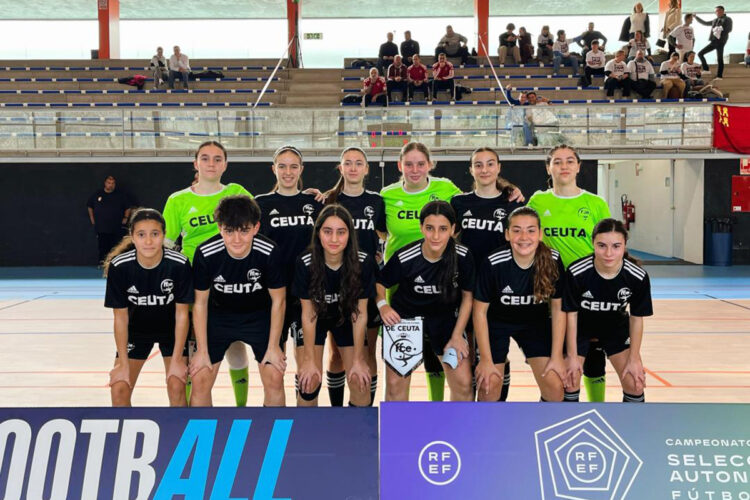 sub-16-femenina-saca-buen-empate-murcia-futbol-sala-001