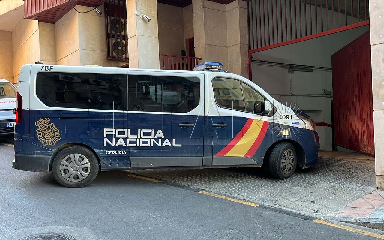 tres-detenidos-dos-menores-llevar-hachis-cuerpo