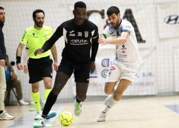 ua-ceuti-busca-ansiada-victoria-sala-5-martorell