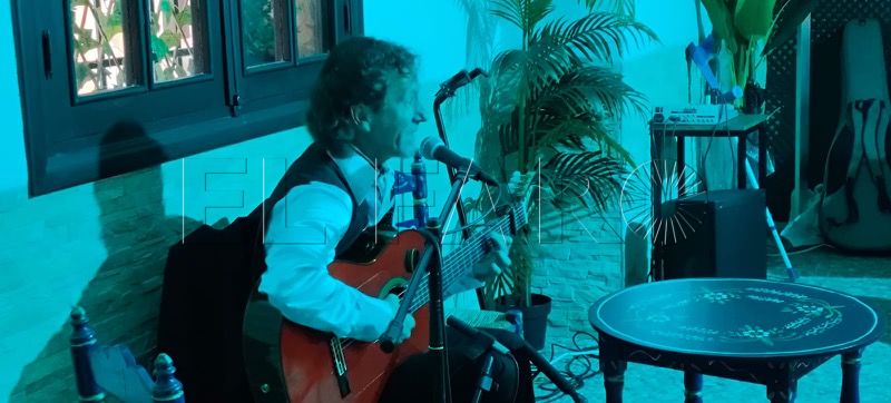 artista-jose-carlos-torres-estrena-voz-tertulia-flamenca
