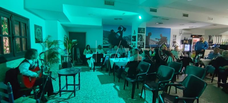 artista-jose-carlos-torres-estrena-voz-tertulia-flamenca