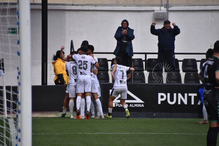 ceuta-lider-solitario-grupo-primera-rfef