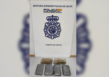 detenido-hachis-zapatillas-policia-nacional