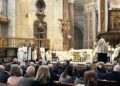emotiva-celebracion-eucaristica-obispo-zornoza-conmemora-bodas-oro-sacerdotales