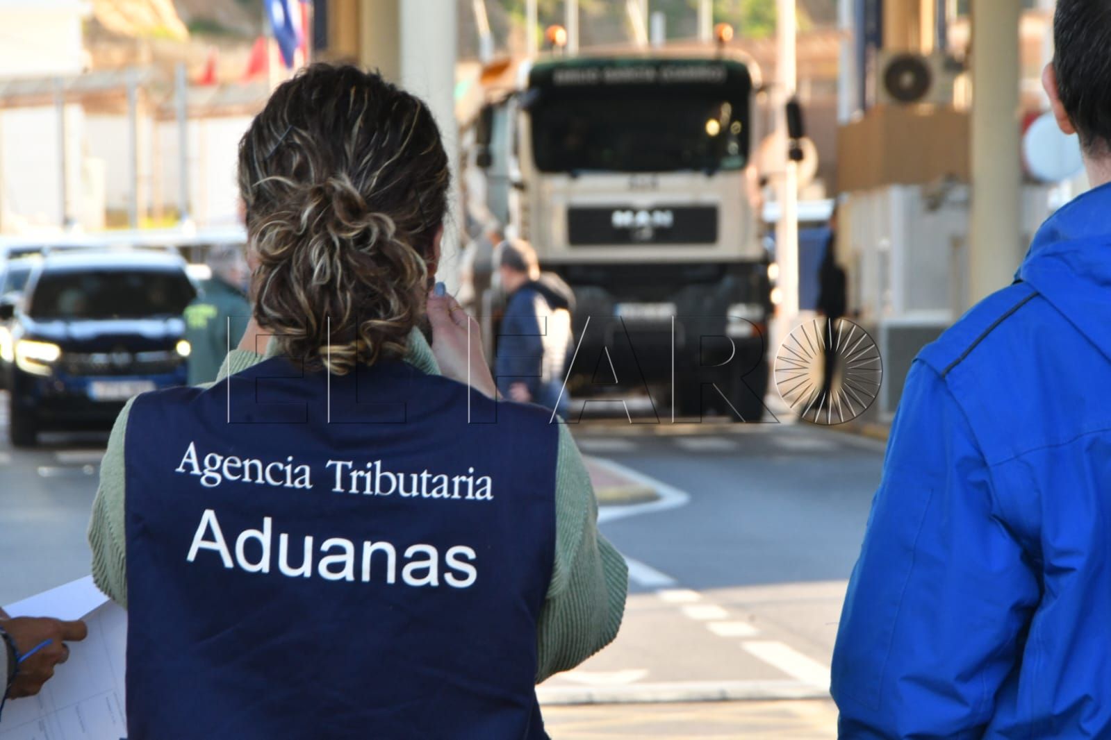 entra-ceuta-primer-camion-aridos-aduana-comercial-16