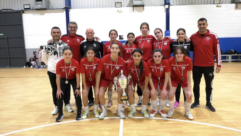 entrega-trofeos-campeon-subcampeon-liga-femenina-seniors