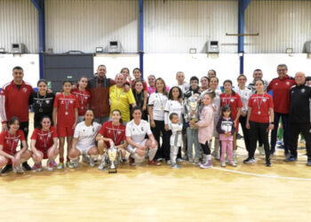 entrega-trofeos-campeon-subcampeon-liga-femenina-seniors-003