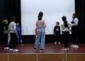 escolares-san-daniel-se-acercan-teatro-009