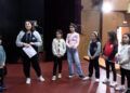 escolares-san-daniel-se-acercan-teatro-014