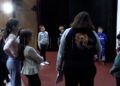 escolares-san-daniel-se-acercan-teatro-016