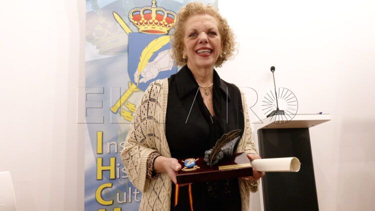 maria-milagrosa-olmedo-alguacil-premio-centro-historia-cultura-militar-2025-11