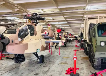 marruecos-recibe-primeros-helicopteros-ataque-apache-2