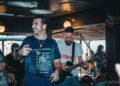 molestando-vecinos-divertirse-publico-musica