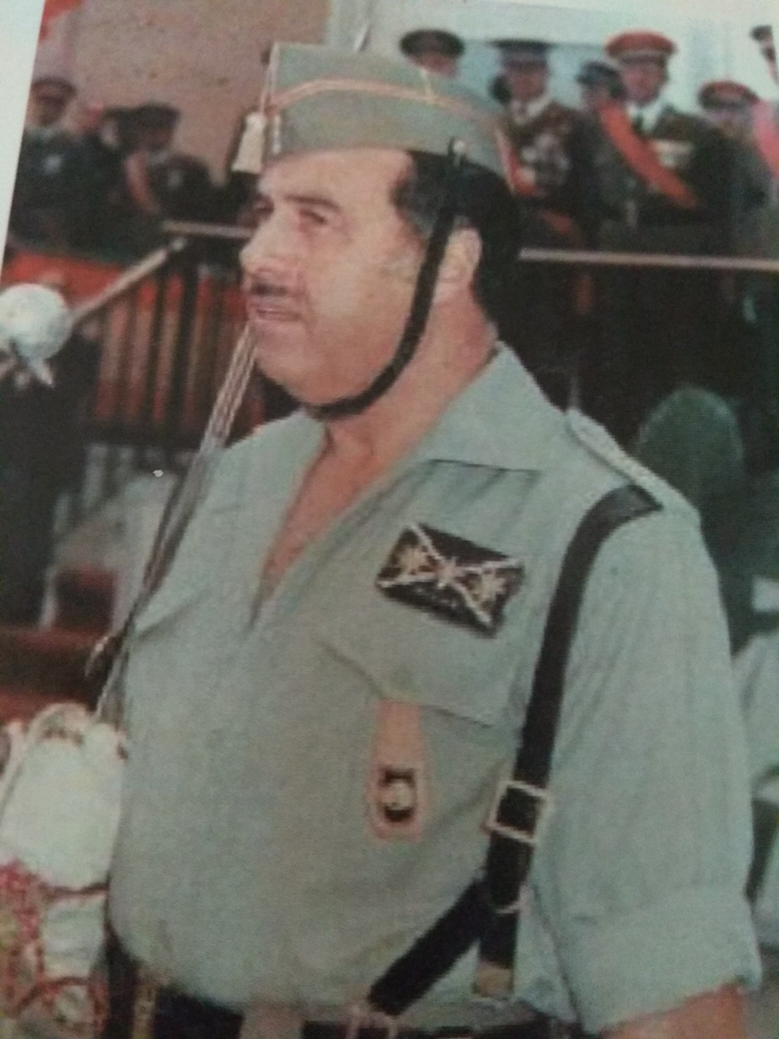 opinion-javier-chellaram-aqui-tiene-baston-este-su-mando-7