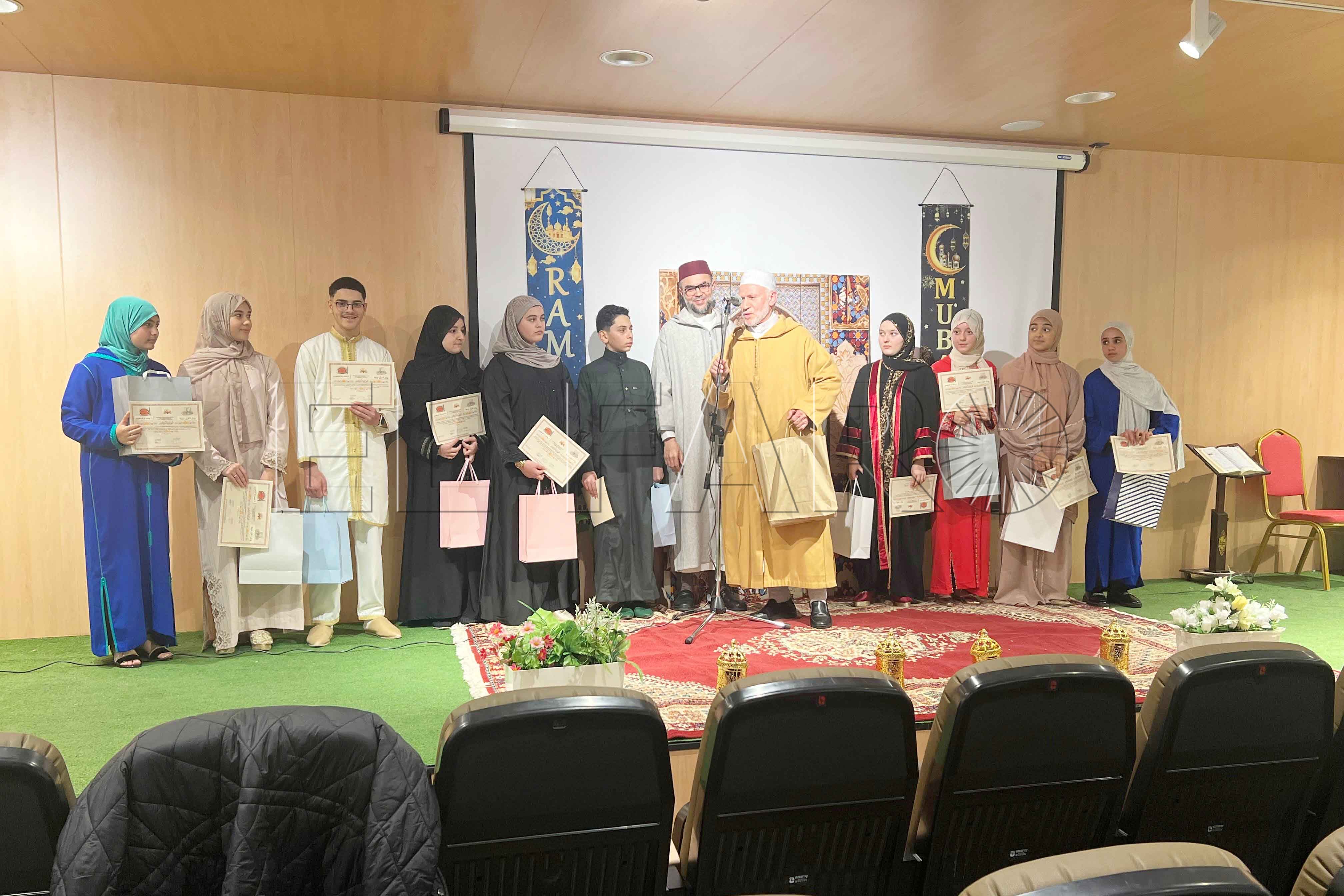 recital-taywid-coran-alumnos-centro-cultural-al-idrissi