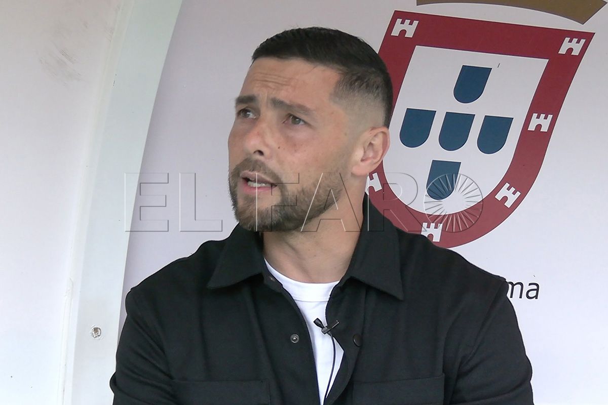 reda-marzok-recorrido-bajo-palos-futbol-001