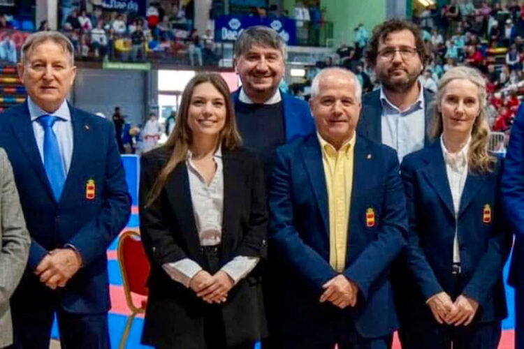 rosa-ruiz-entra-junta-directiva-federacion-espanola-karate