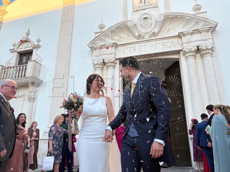 sociedad-caballa-boda-jorge-laura-iglesia-africa