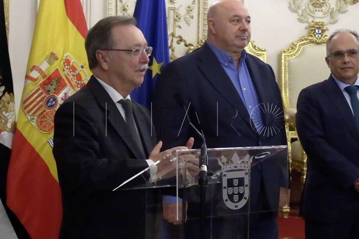 vivas-recibe-circulo-artesanos-sanlucar-barrameda-003
