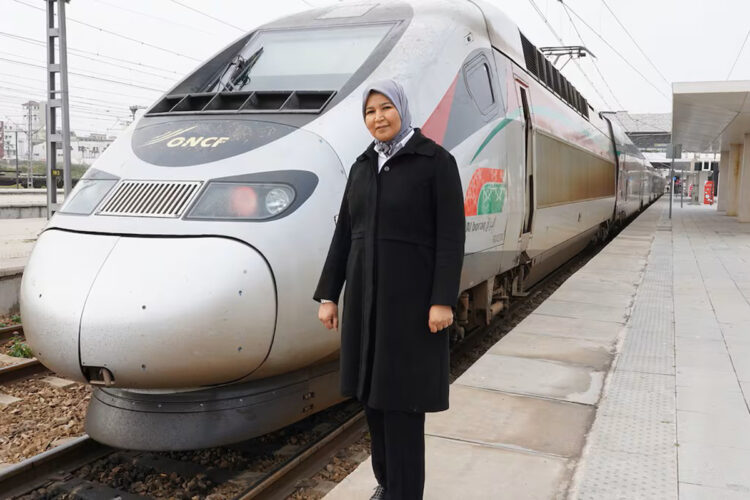 zainab-el-khattabi-primera-conductora-alta-velocidad-marroqui