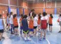 alrededor-30-ninos-disfrutan-campus-baloncesto-016