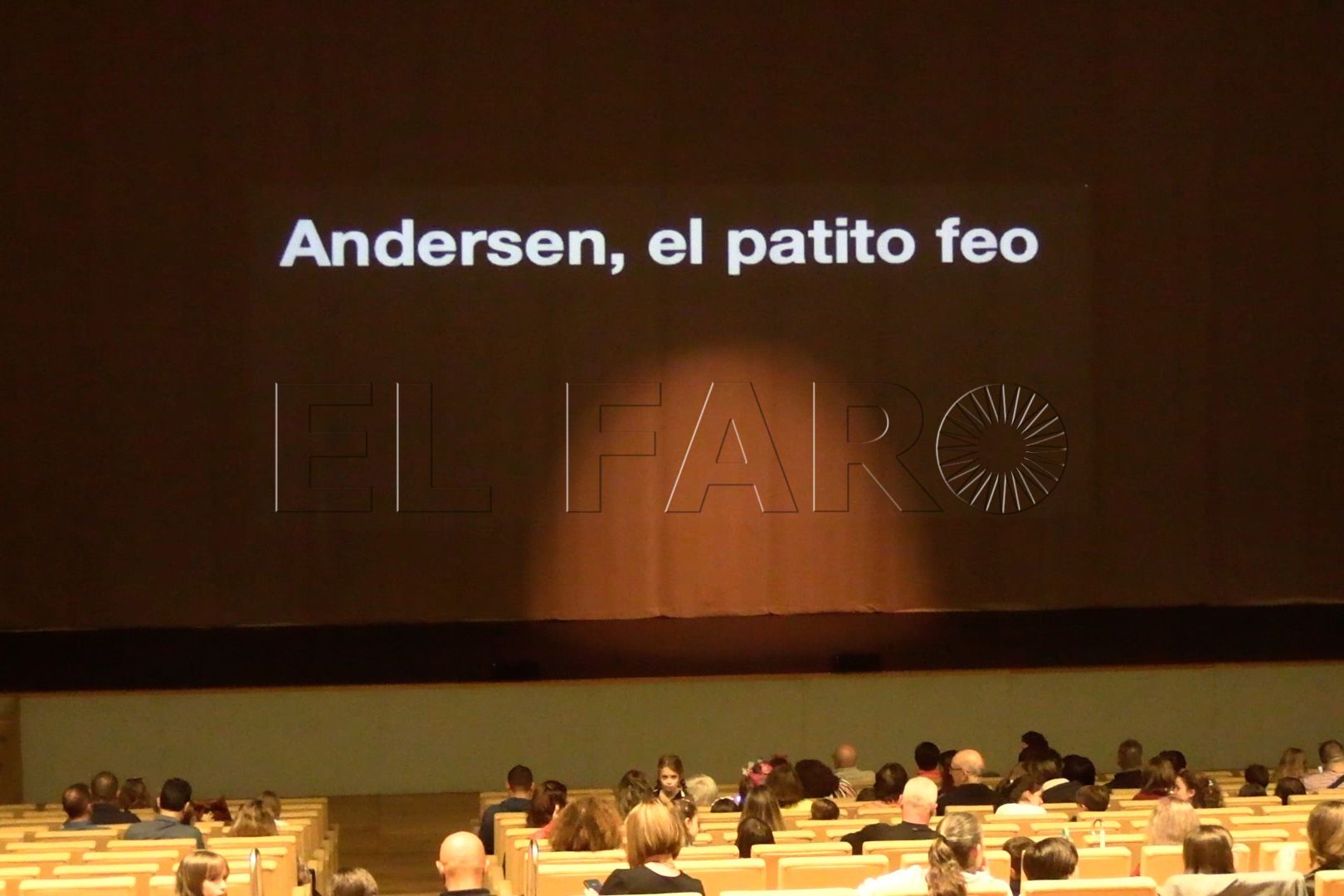 andersen-patito-feo-teatro-revellin-1
