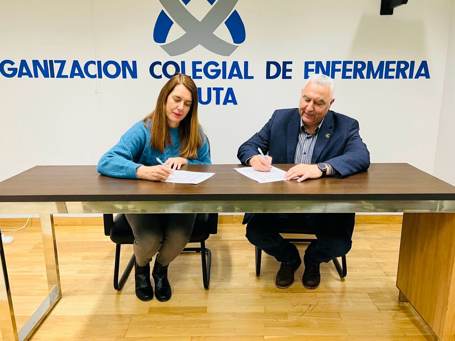 asociacion-contra-cancer-colegio-enfermeria-convenio-2