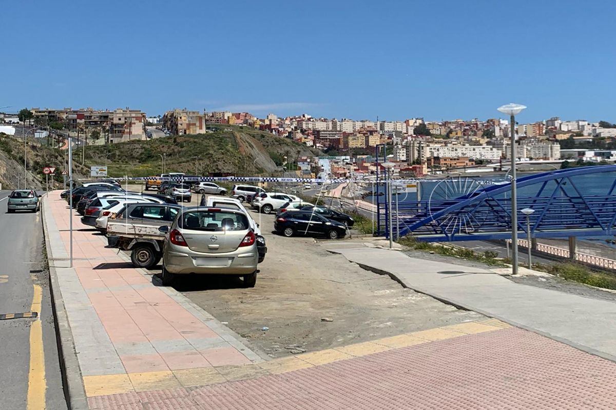 atencion-prohibido-usar-parking-frontera-002
