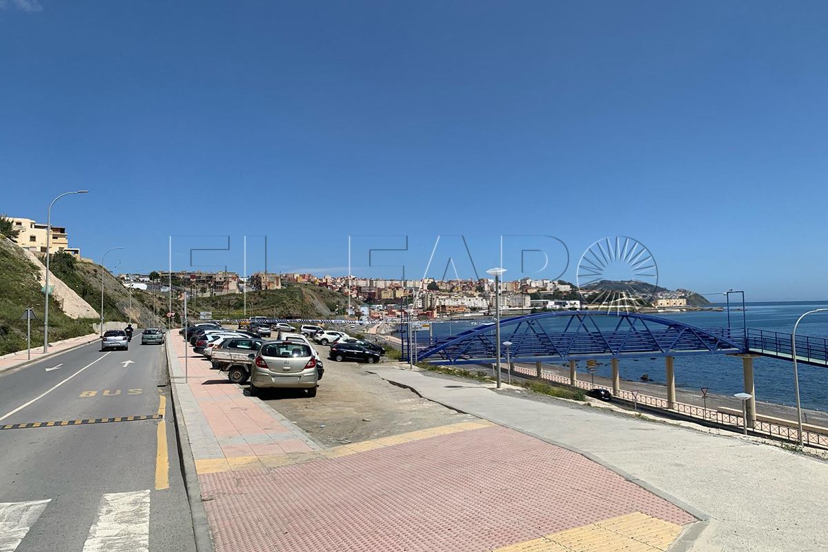 atencion-prohibido-usar-parking-frontera-003