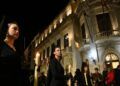 ceuties-acompanan-santo-entierro-emotiva-salida-semana-santa-ceuta-2025