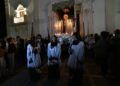 ceuties-acompanan-santo-entierro-emotiva-salida-semana-santa-ceuta-2025
