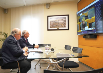 consejo-oficial-colegios-medicos-cgcom-parlamento-europeo