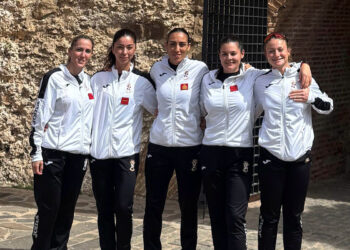 equipo-femenino-comgeceu-campeon-50k-africana