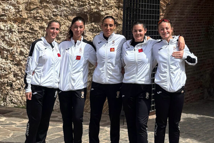 equipo-femenino-comgeceu-campeon-50k-africana