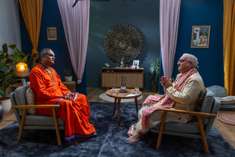 experiencia-espiritual-corazon-alemania-visita-ashram-shri-002