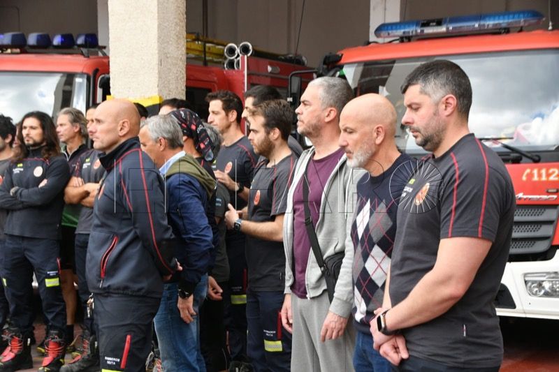 incendio-alcorcon-bomberos-ceuta-suman-dolor-007