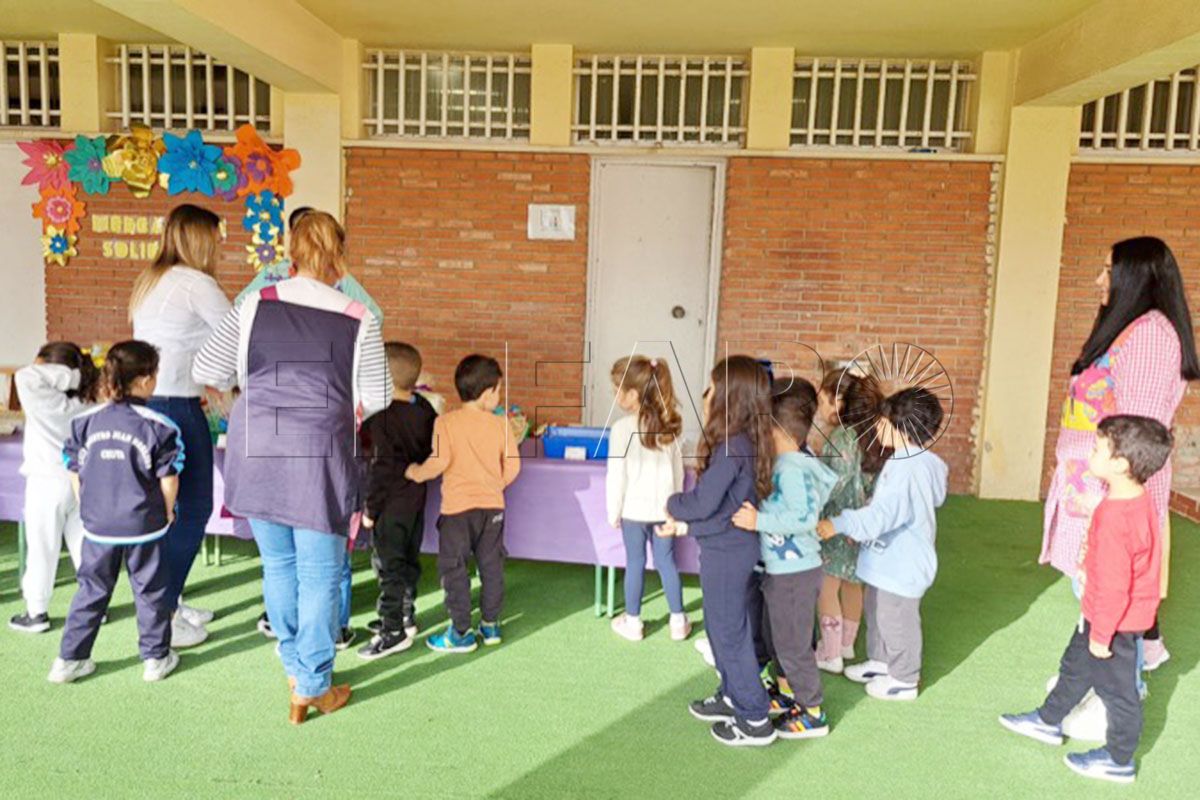mercadillo-solidario-juan-morejon-beneficio-autismo-ceuta-013-portada