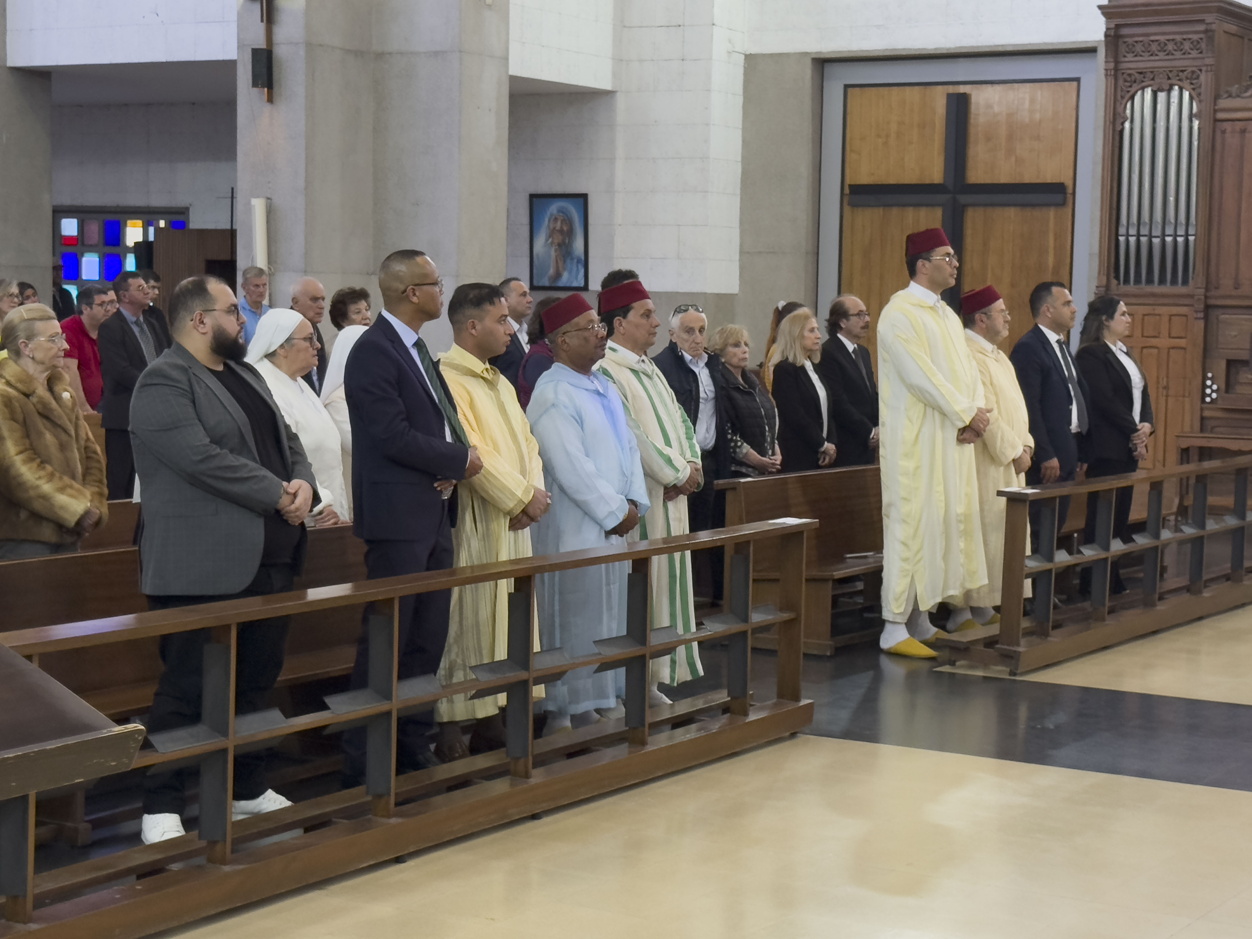 misa-marruecos-inglesia-catolica-papa-francisco-fallecido-1.jpg