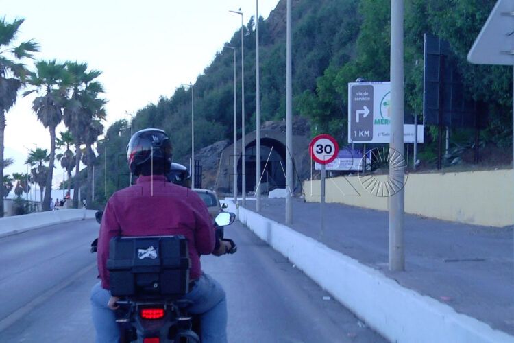 motociclista-espaldas